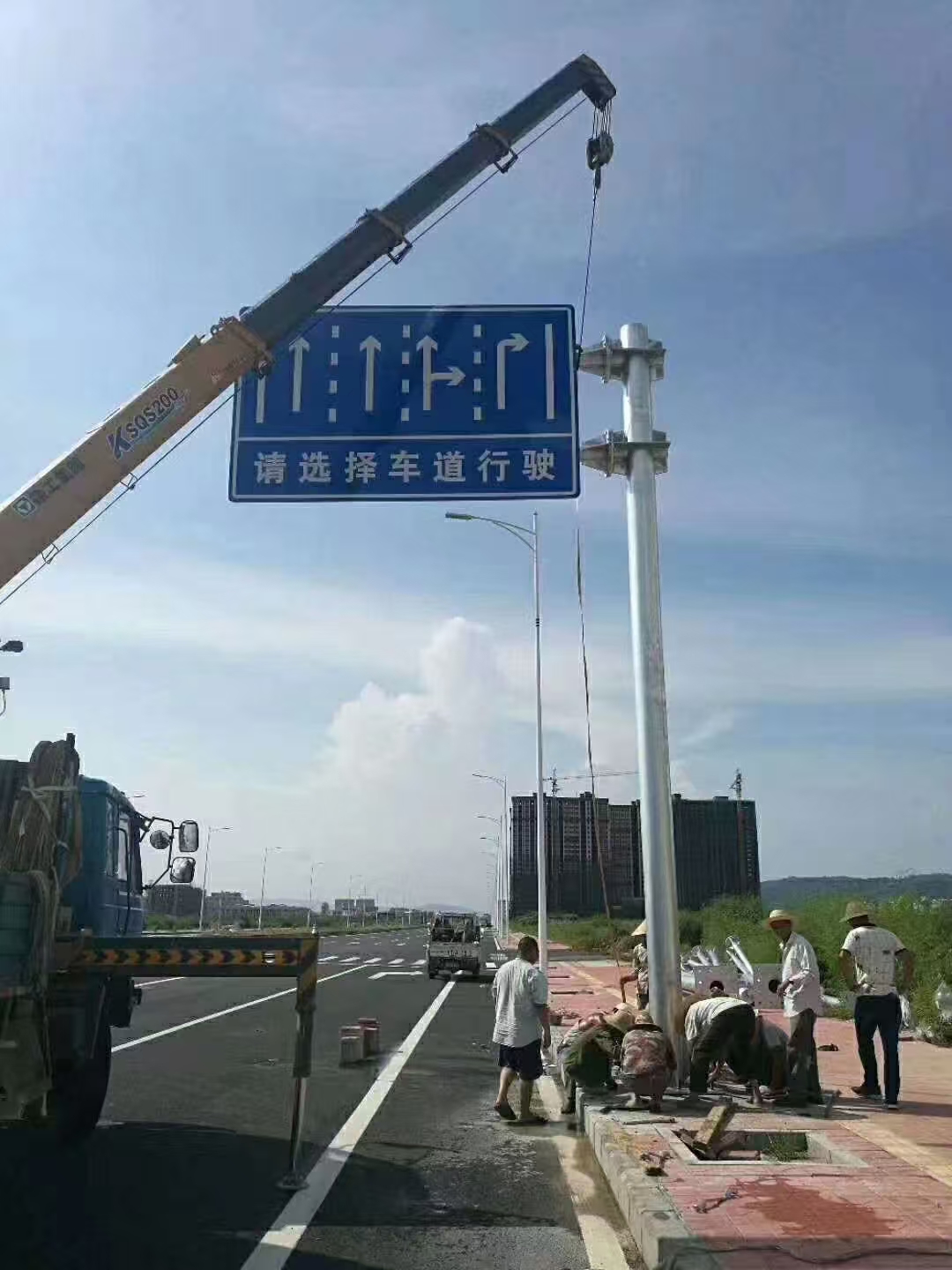 郑州市桥梁限高架八角杆 - 价格